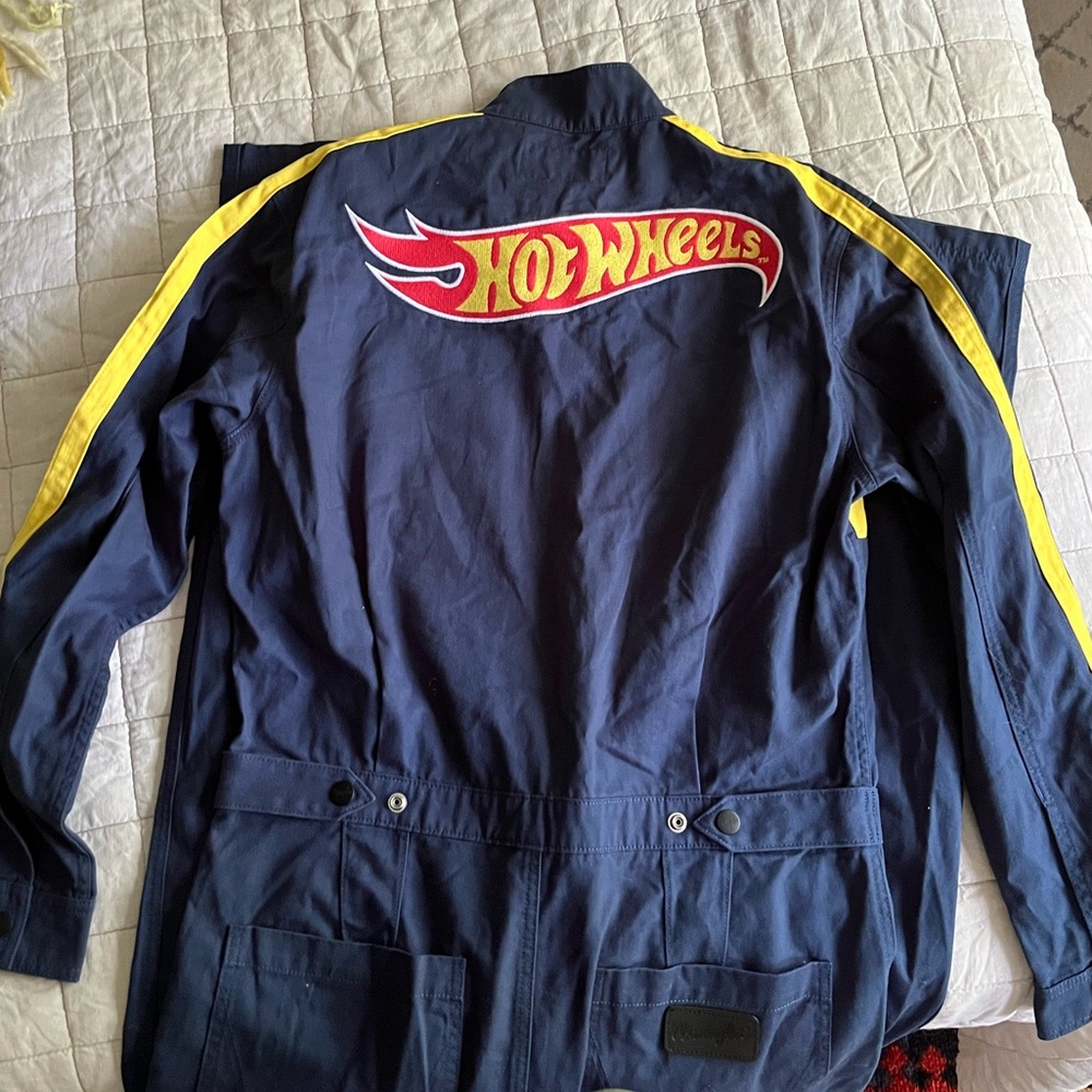Wrangler x Hot Wheels Jumpsuit - Picture 4 of 7